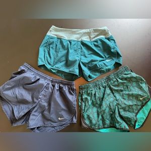 Nike shorts lot Xs & s